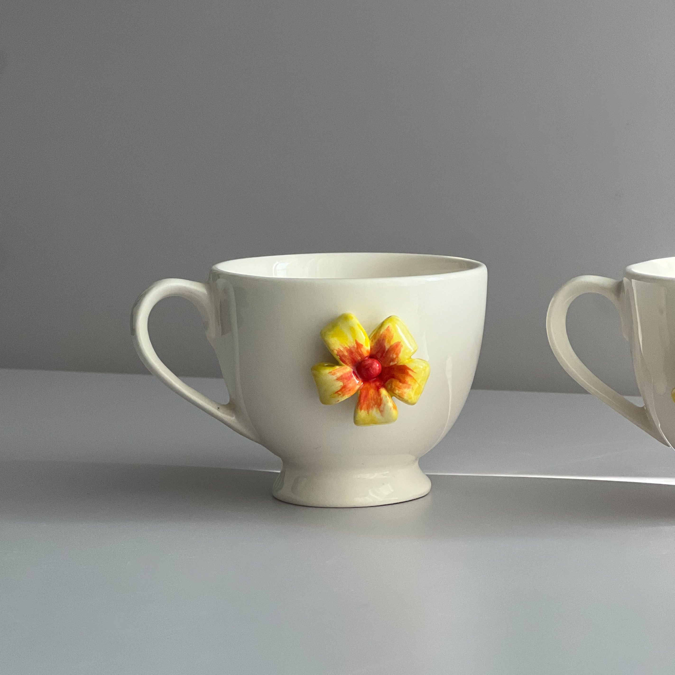Hawaii  Flower Tea Cup