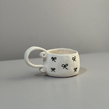 Black Bows Cup