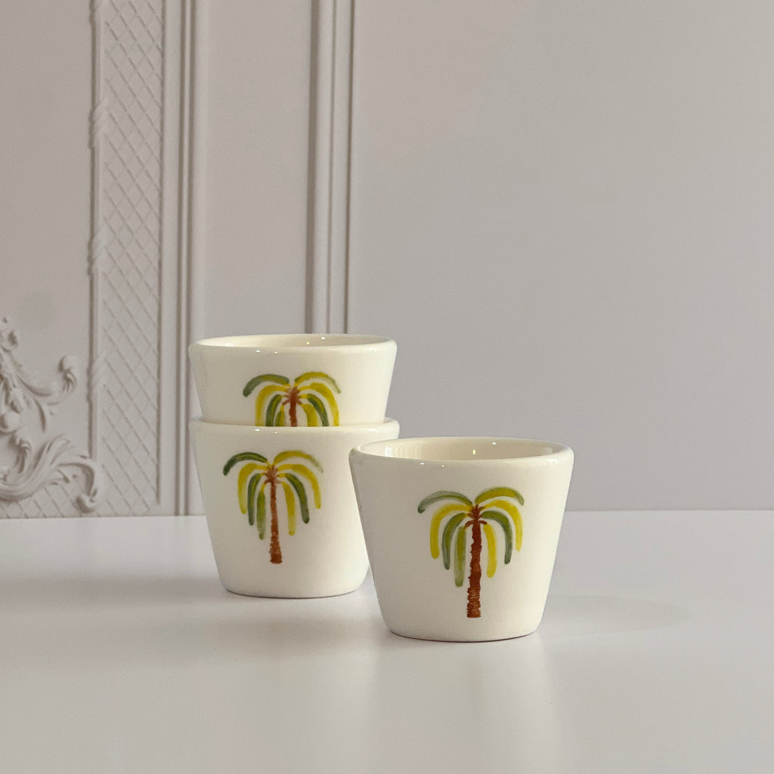 Palm coffee cup